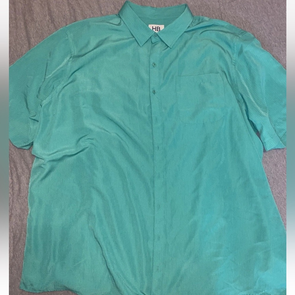 Men’s Short-Sleeve Button-Up Shirt in Teal